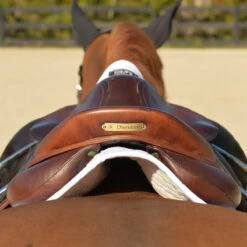 Equifit Essential Square Pad 14 Equifit Essential Square Pad -Weatherbeeta Shop 41207 EquiFit Essential.Square.Pad White3