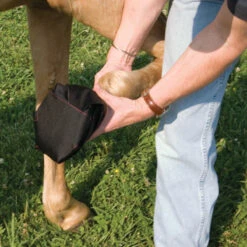 Hoof Wraps Bandage 11 Hoof Wraps Bandage -Weatherbeeta Shop HWB MacKinnon Hoof.Wraps .Bandage4