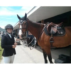 Ogilvy Jump Profile Pad -Weatherbeeta Shop black 1856ed64 a5f6 4a58 b4a7 ec8e0db0967c